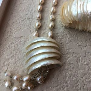 Vintage Mother of pearl long length necklace with 2 bracelets